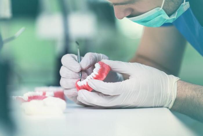 Grado Superior en Prótesis Dentales Imagen
