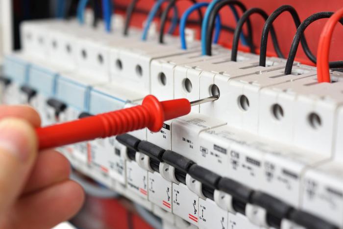 Técnico en Instalaciones Eléctricas y Automáticas. Imagen