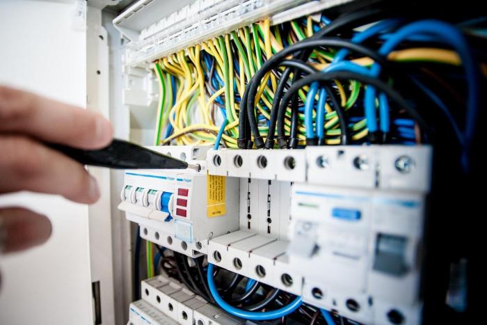 Técnico en Instalaciones eléctricas y automáticas, Imagen